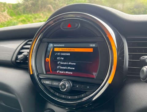 Mini Hatch 1.5 Cooper Sport 3dr 23