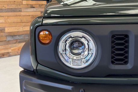 Suzuki Jimny SUZUKI JIMNY SUZUKI JIMNY 1.5 SZ5 SUV 3dr Petrol Auto ALLGRIP Euro 6 (101 p 17