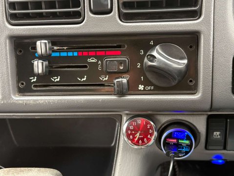Mazda B 2.5 DIESEL AUTO 34