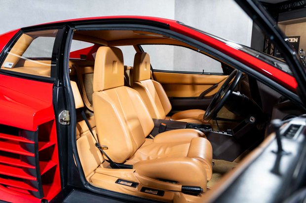 Ferrari Testarossa UK SUPPLIED. RHD. SPECIFICATION AND INFORMATION COMING SOON. 2