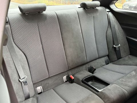 BMW 2 Series 2.0 220d M Sport Auto 2dr 19