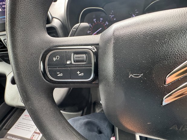 Citroen Berlingo AUTO LWB L2H1 Low Roof Driver Air Con Alloys Senso 17