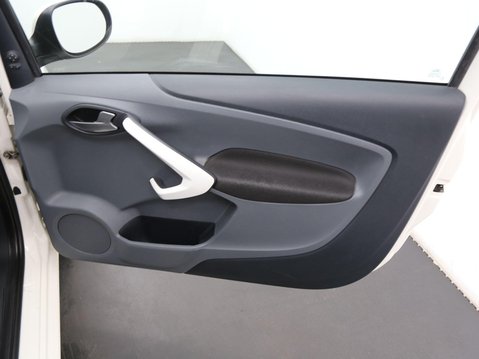 Ford Ka 1.2 Zetec White Edition Euro 6 (s/s) 3dr 18