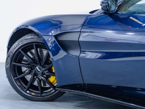 Aston Martin Vantage 4.0 V8 Coupe 2dr Petrol Auto Euro 6 (510 ps) 28