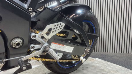 Suzuki GSX-R 2005 28K NEW MOT SERVICED WARRANTY 600CC SUPER SPORT GIXXER 59