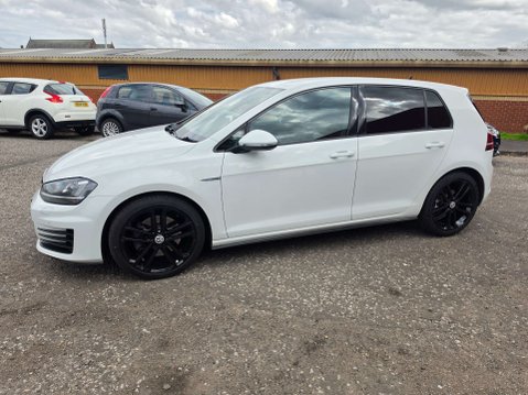 Volkswagen Golf 2.0 Golf GTD Semi-Auto 5dr 28