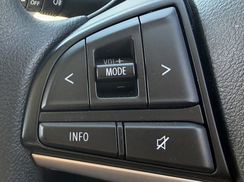 Suzuki Ignis 1.2 Dualjet 12V Hybrid SZ-T 5dr CVT 30