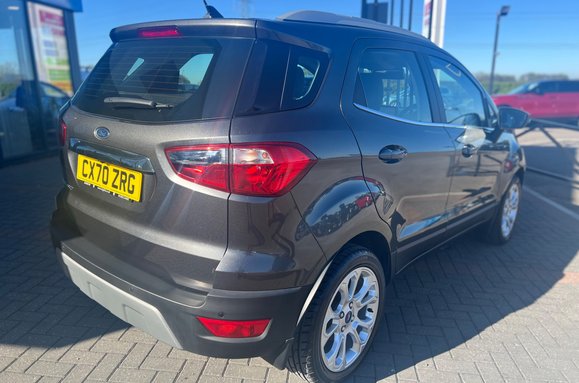Ford Ecosport TITANIUM 7