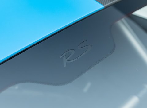 Porsche 911 GT2 RS Weissach (991) 43