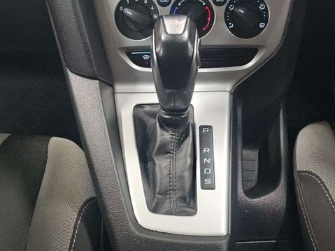 Ford Focus 1.6 Focus Zetec 125 Auto 5dr 36