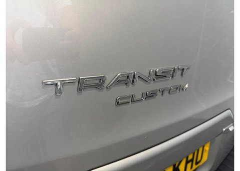 Ford Transit Custom 2.0 300 EcoBlue Limited Crew Van Double Cab 5dr Diesel Manual L1 H1 Euro 6 19