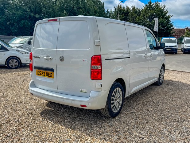 Vauxhall Vivaro SWB L1H1 [SOLD SM] Low Roof Pro F2700 Air Con Nav Sensors EURO 6 6