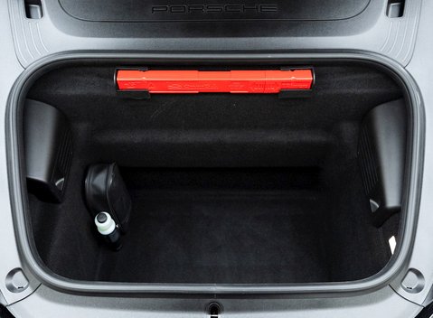 Porsche 911 (991.2) GT3 Touring 27