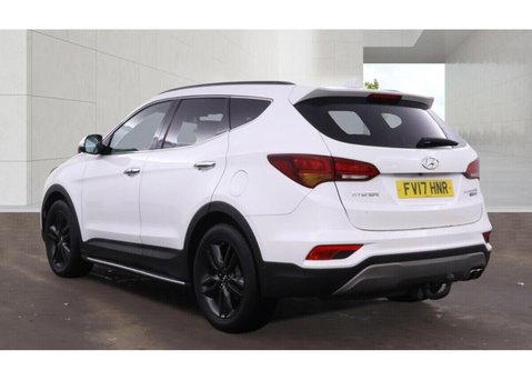 Hyundai SANTA FE 2.2 CRDi Blue Drive Endurance Edition SUV 5dr Diesel Auto 4WD Euro 6 (s/s) 5