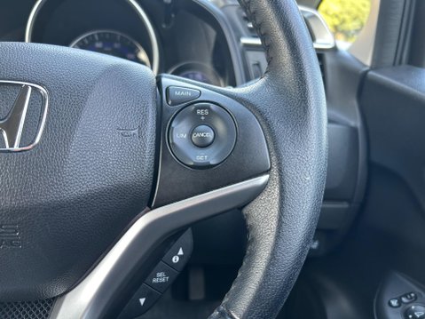 Honda Jazz I-VTEC EX NAVI 26