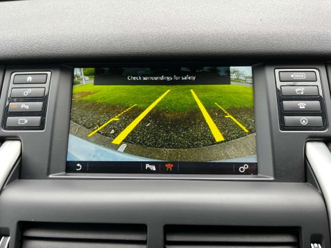 Land Rover Discovery Sport 2.2 Discovery Sport HSE SD4 Auto 4WD 5dr 12
