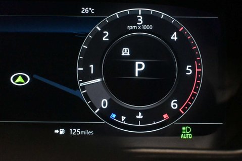 Land Rover Range Rover Velar 3.0 Range Rover Velar SE D300 Auto 4WD 5dr 19