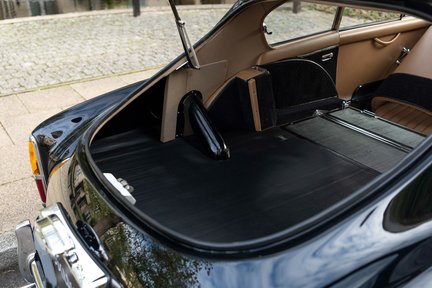 Aston Martin DB MKIII Coupe 33