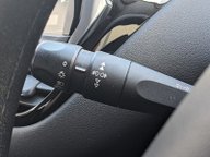 Peugeot 208 HDI ACTIVE 15