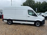 Mercedes-Benz Sprinter AUTO MWB L2H2 High Roof Pro Air Con Camera EURO 6 5