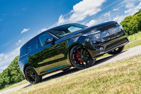 Land Rover Range Rover Sport D300 Dynamic SE 19