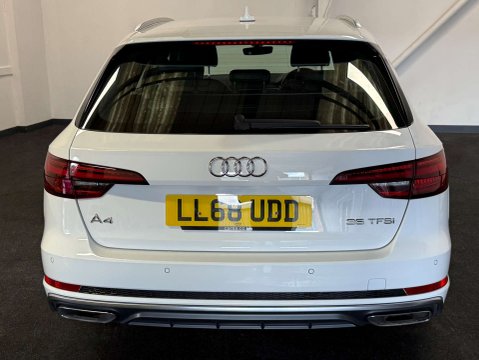 Audi A4 2.0 A4 S Line 35 TFSI Semi-Auto 5dr 4