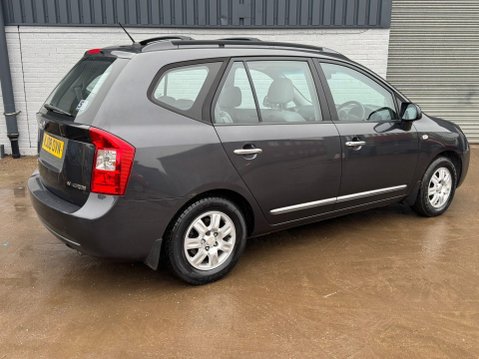 Kia Carens 2.0 CRDi SR 5dr (7 Seats) 7
