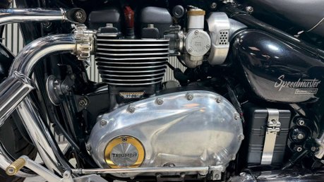 Triumph Speedmaster 2019 ONLY 24K LONG MOT PANNIERS SISSY BAR CRUISER ROADSTER 15