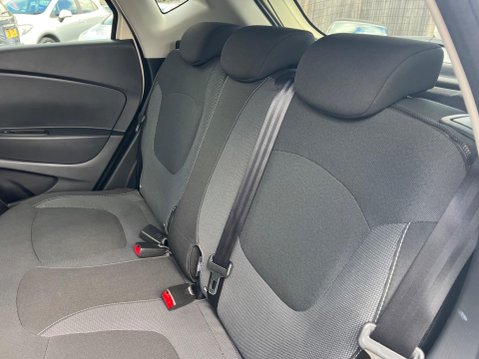 Renault Captur 1.2 TCe Dynamique S MediaNav EDC Euro 5 5dr 31