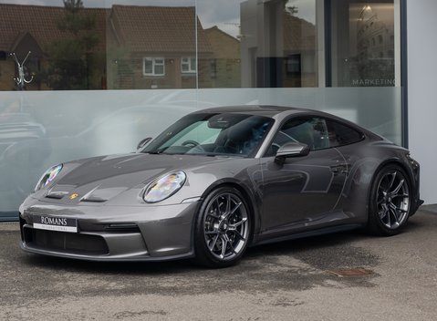 Porsche 911 GT3 TOURING (992) 2