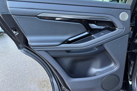 Land Rover Range Rover Evoque S MHEV - MERIDIAN SOUND SYSTEM - CAMERA - APPLE CAR PLAY -FULL HISTORY 26