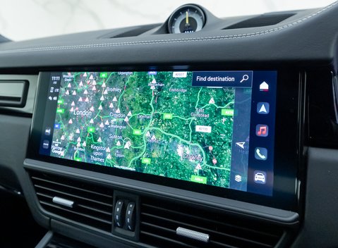 Porsche Cayenne Turbo GT 21