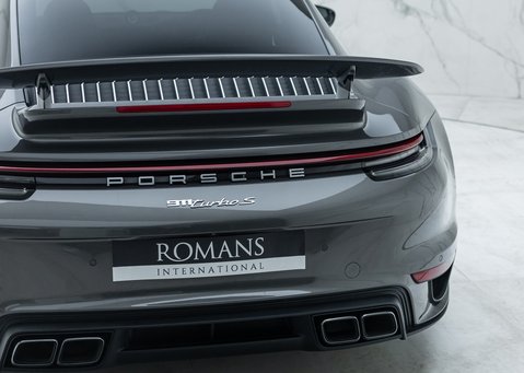 Porsche 911 Turbo S (992) 