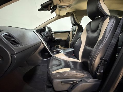 Volvo XC60 D5 R-DESIGN AWD 17