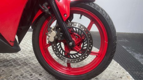 Honda CBR 2013 SPORTS BIKE PROJECT BIKE PARTS BIKE BREAKER 125CC 12