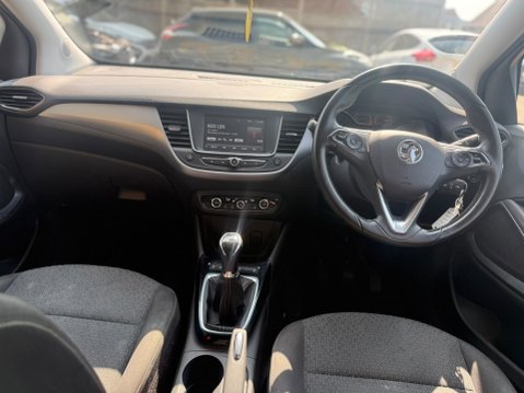 Vauxhall Crossland X 1.2 Turbo ecoTEC SE SUV 5dr Petrol Manual Euro 6 26
