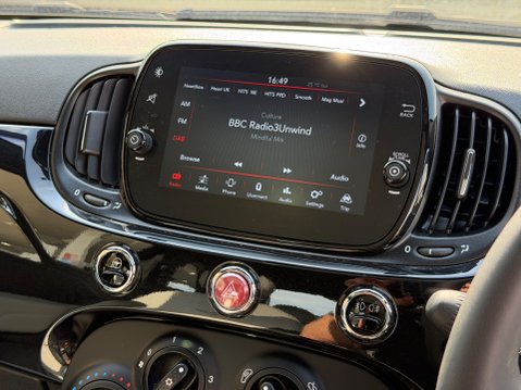 Fiat 500 DOLCEVITA MHEV 17