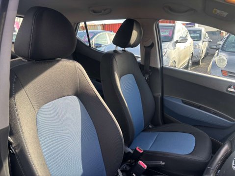 Hyundai i10 1.2 i10 Premium Auto 5dr 16