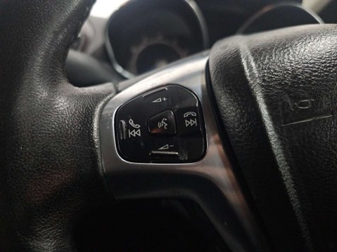 Ford B-Max 1.6 B-Max Zetec Auto 5dr 45