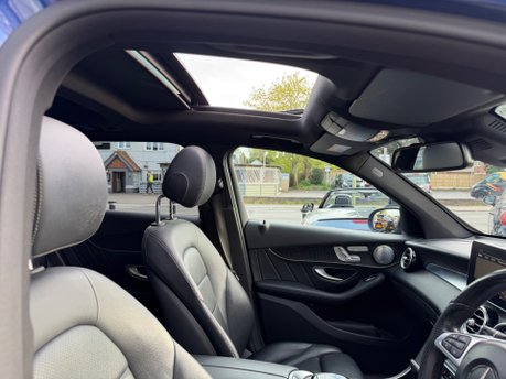 Mercedes-Benz GLC 3.0 GLC350d V6 AMG Line (Premium Plus) SUV 5dr Diesel G-Tronic 4MATIC 25