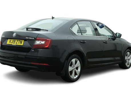 Skoda Octavia 2.0 TDI SE Technology Hatchback 5dr Diesel Manual Euro 6 (s/s) (150 ps) 2