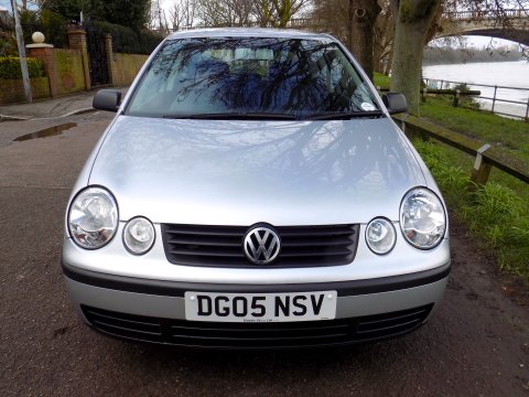 Volkswagen Polo TWIST Automatic 8