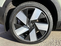 Volvo C40 Twin Recharge 78kWh Ultimate SUV 5dr Electric Auto AWD (408 ps) 15