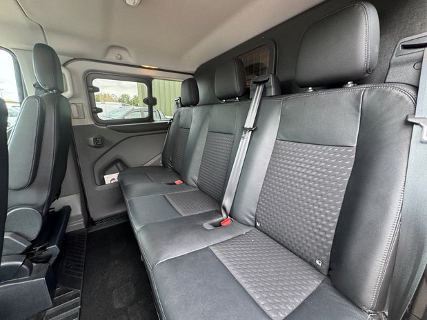 Ford Transit Custom Crew Cab [SOLD MT] AUTO SWB L1H1 Low Roof Sport 320 Air Con Alloys Sensors 12