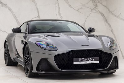 Aston Martin DBS Superleggera 