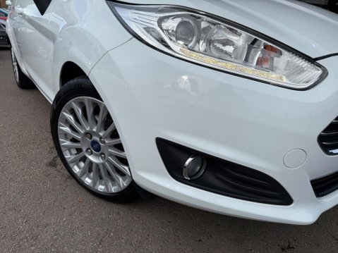 Ford Fiesta 1.5 TDCi Titanium Euro 5 5dr 11