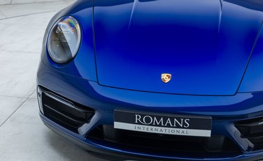 Porsche 911 Carrera GTS (992) 32