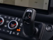 Land Rover Defender D250 X-Dynamic SE HardTop Obsidian WildTrak 14