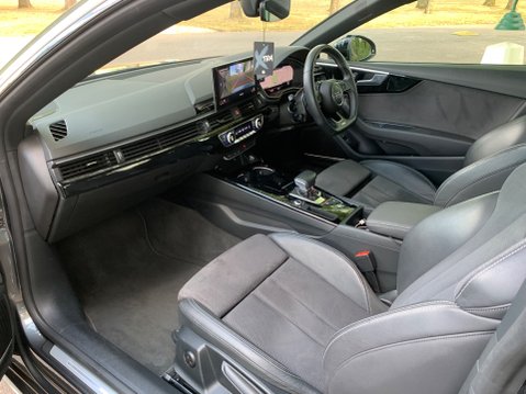 Audi A5 TFSI S LINE BLACK EDITION MHEV 16