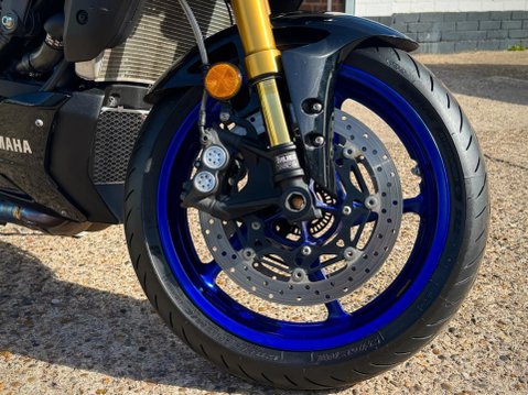 Yamaha MT-10 1000 SP Hyper-naked Euro 5 33
